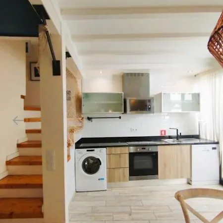 Cozy House In Center Tatil Evi Faro