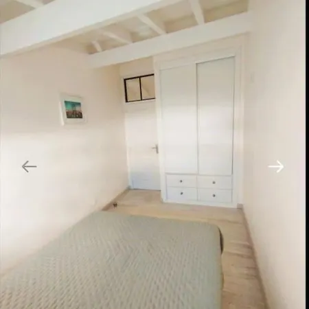 Cozy House In Center