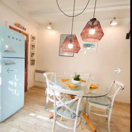 Cozy House In Center Ferienhaus *